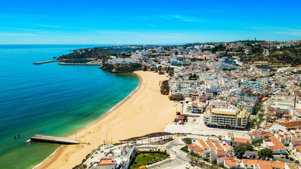 Albufeira Concept With Pool By Homing Apartment Гия Екстериор снимка