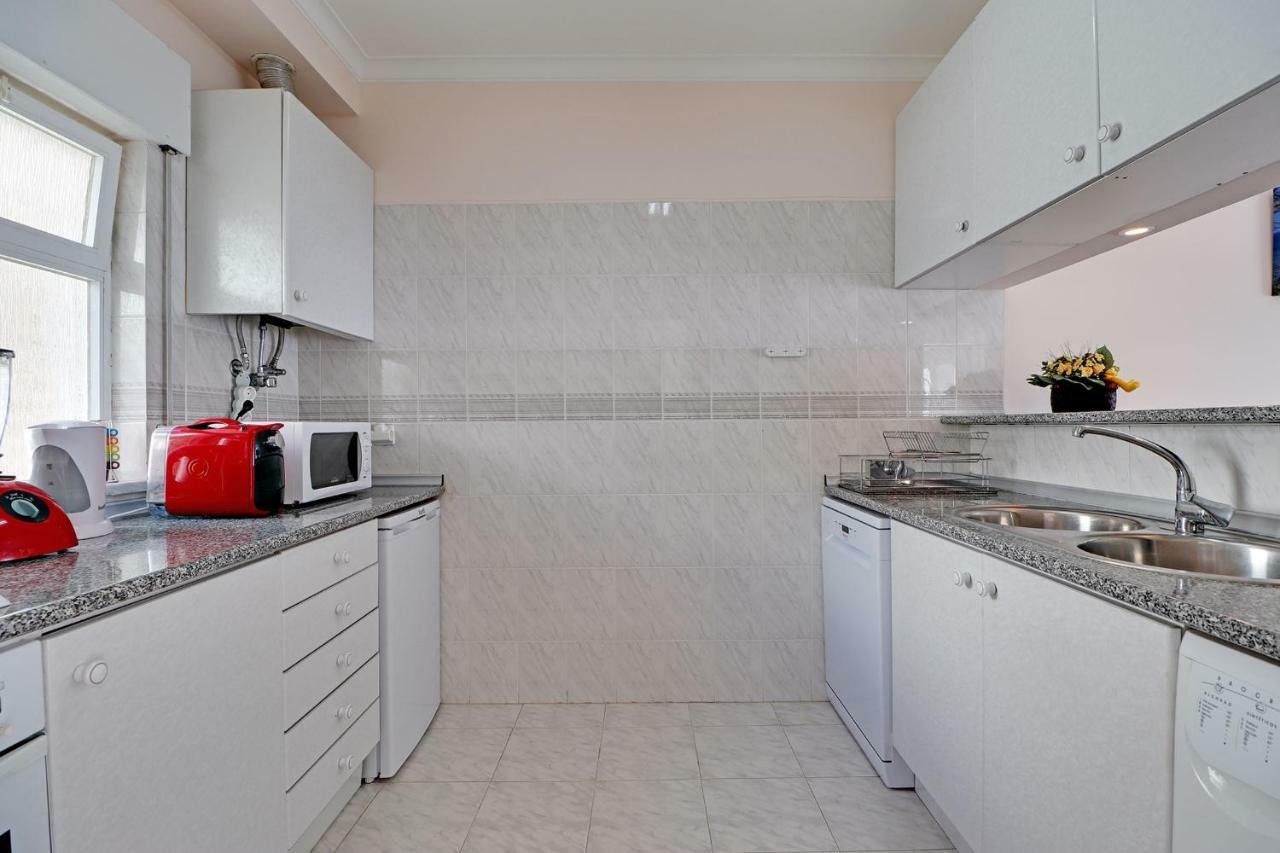 Albufeira Concept With Pool By Homing Apartment Гия Екстериор снимка